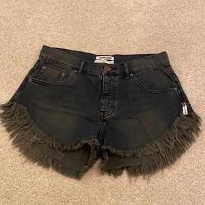 One X one teaspoon Brandos black cut off shorts size 27